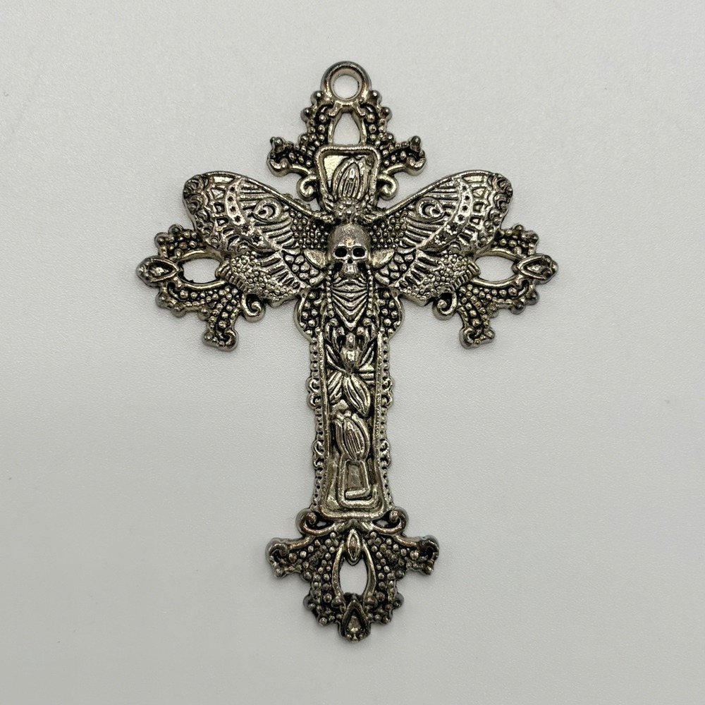 Ornate Gothic Moth Cross Silver‎ Christian Skull Face Pendant Jewelry